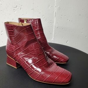 Circus by Sam Edelman Burgundy Croc-Embossed Ankle Boots